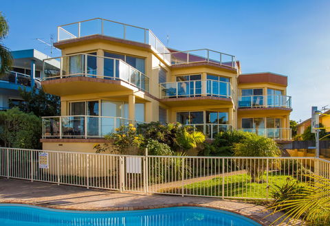 Baywatch Apartments Merimbula - Tourism Noosa 2