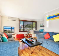 Sandy Toes Beach House Jervis Bay - 2min to Beach - Tourism Noosa