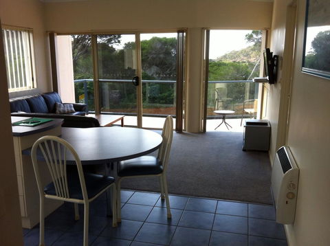 BlueWater Apartments - Tourism Noosa 12