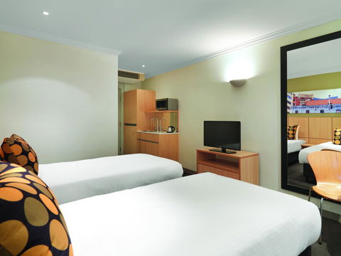 Ibis Styles Sydney Central - Tourism Noosa 14