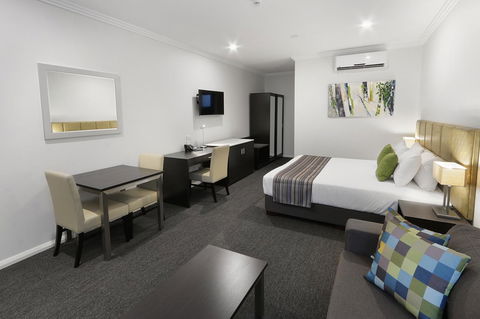 Best Western Plus Bolton On The Park - Tourism Noosa 8