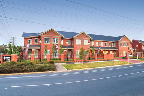 Best Western Plus Bolton On The Park - Tourism Noosa 0