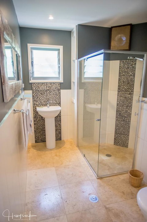 Valla's Beach House - Tourism Noosa 20