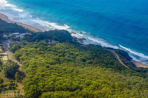 Valla's Beach House - Tourism Noosa 3