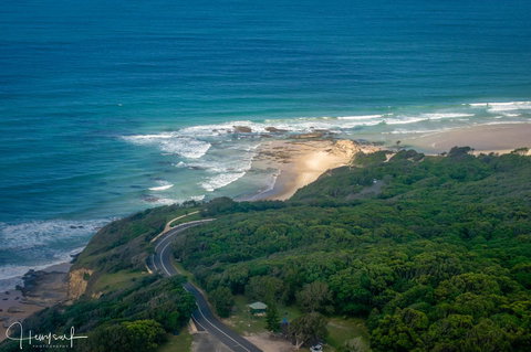Valla's Beach House - Tourism Noosa 1