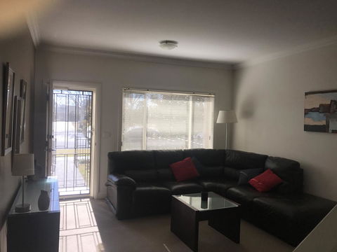 Travers Street Apartment - Tourism Noosa 5