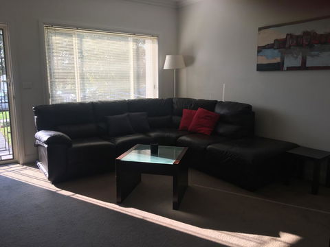 Travers Street Apartment - Tourism Noosa 8