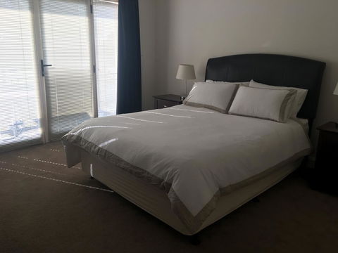 Travers Street Apartment - Tourism Noosa 2