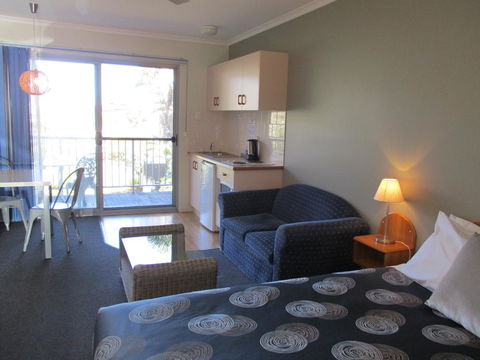 South Seas Motel - Tourism Noosa 11