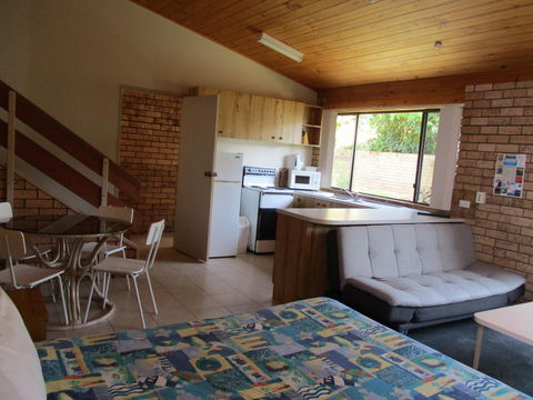 South Seas Motel - Tourism Noosa 5