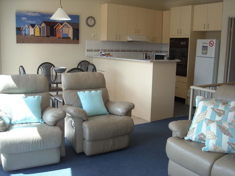 Beaches Apartments Merimbula - Tourism Noosa 2