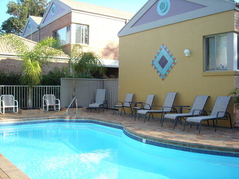 Beaches Apartments Merimbula - Tourism Noosa 5