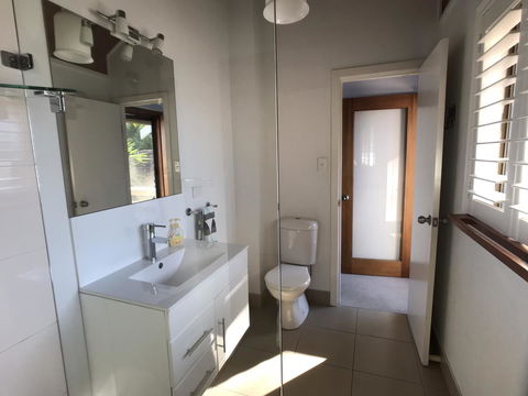 Treetops Everglades Villa - Tourism Noosa 22