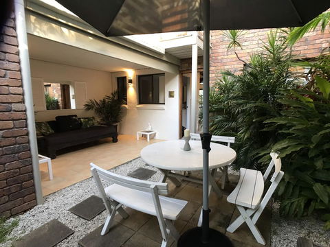 Treetops Everglades Villa - Tourism Noosa 18