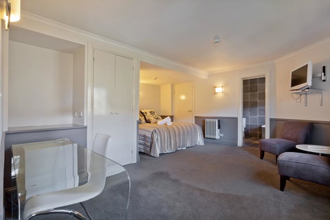 Pure Chalet Thredbo - Tourism Noosa 11