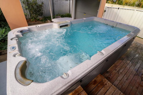 Interlude At Belmont - Tourism Noosa 3
