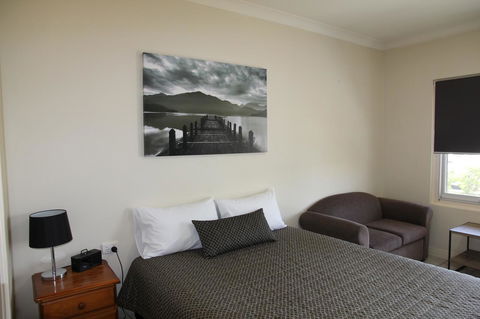 Tumut Apartments - Tourism Noosa 4