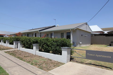 Tumut Apartments - Tourism Noosa 14