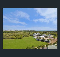 Nomikis'On The Avenue - Tourism Noosa
