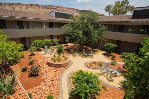 Crowne Plaza Alice Springs Lasseters, An IHG Hotel - Tourism Noosa 26