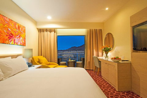 Crowne Plaza Alice Springs Lasseters, An IHG Hotel - Tourism Noosa 19