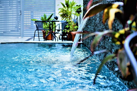 Darwin City Hotel - Tourism Noosa 2