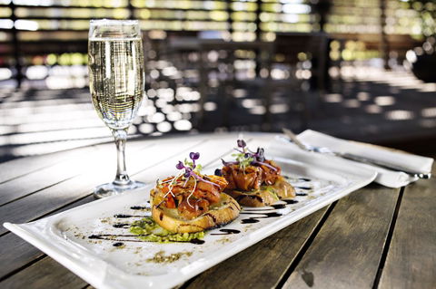 DoubleTree By Hilton Alice Springs - Tourism Noosa 34