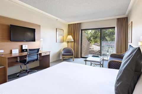 DoubleTree By Hilton Alice Springs - Tourism Noosa 44