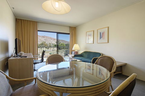DoubleTree By Hilton Alice Springs - Tourism Noosa 28