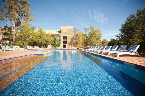 DoubleTree By Hilton Alice Springs - Tourism Noosa 6