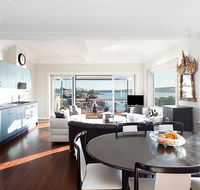 Art Deco Apartment With Breathtaking Water Views - Tourism Noosa