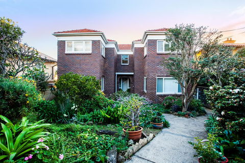 Art Deco Apartment With Breathtaking Water Views - Tourism Noosa 13