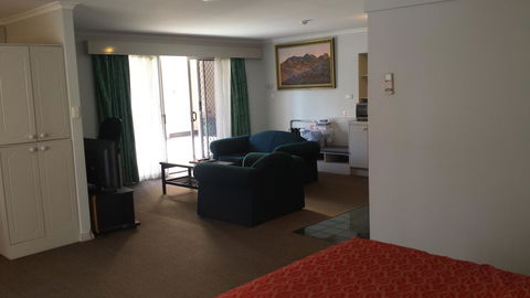 Stay At Alice Springs Hotel - Tourism Noosa 21
