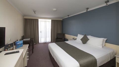 Stay At Alice Springs Hotel - Tourism Noosa 3