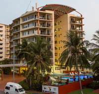 Cullen Bay Resorts - Tourism Noosa