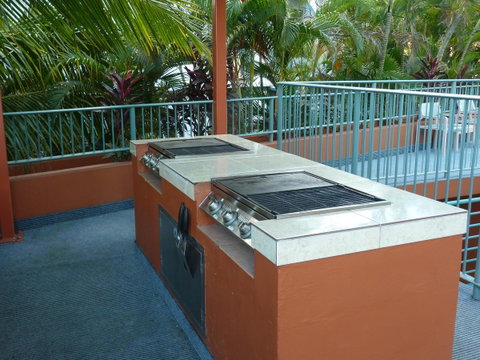 Cullen Bay Resorts - Tourism Noosa 17