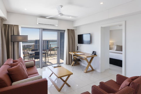Oaks Darwin Elan Hotel - Tourism Noosa 12