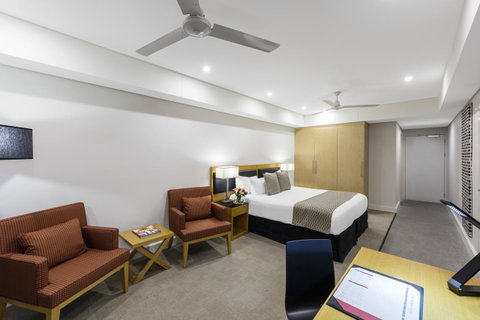 Oaks Darwin Elan Hotel - Tourism Noosa 11