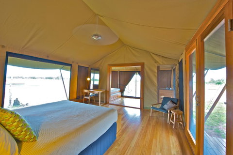 Wildman Wilderness Lodge - Tourism Noosa 9