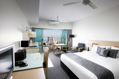 Mantra Pandanas - Tourism Noosa 10