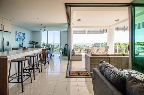ZEN BY THE WATER - Esplanade Darwin Retreat - Tourism Noosa 1