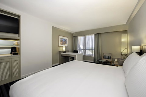 DoubleTree By Hilton Esplanade Darwin - Tourism Noosa 12