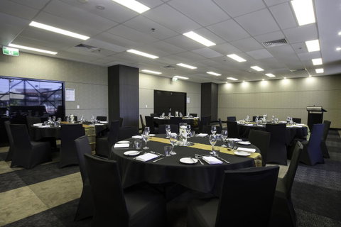 DoubleTree By Hilton Esplanade Darwin - Tourism Noosa 36