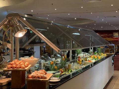 DoubleTree By Hilton Esplanade Darwin - Tourism Noosa 3