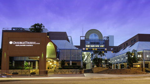 DoubleTree By Hilton Esplanade Darwin - Tourism Noosa 9