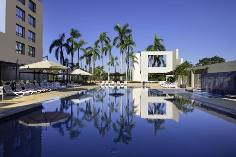 DoubleTree By Hilton Esplanade Darwin - Tourism Noosa 6