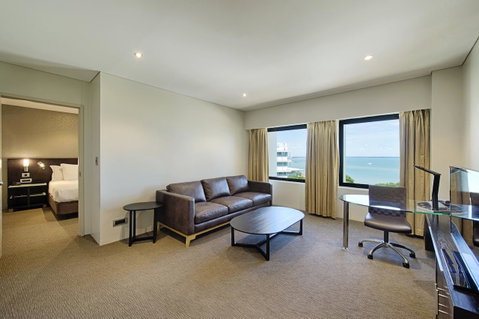 Hilton Darwin - Tourism Noosa 12
