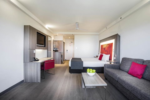 Novotel Darwin CBD - Tourism Noosa 9