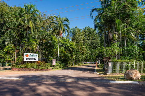 Oasis Tourist Park - Tourism Noosa 24