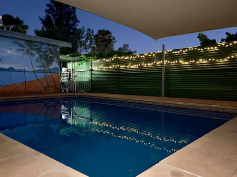 Alice Lodge - Tourism Noosa 2